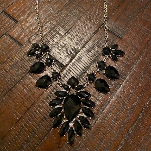 Black stone necklace - Picture 2 of 2